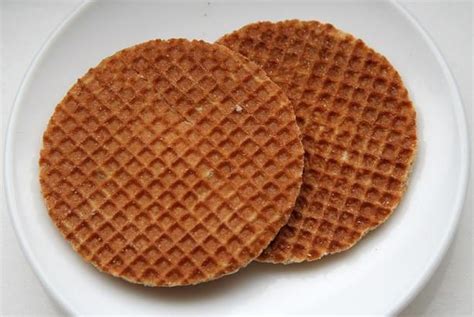 strupewaffle  View VideoDaelmans The Original Stroopwafel Caramel - Toasted Dutch Waffle Cookies with a Creamy & Buttery Filling, Made In Holland, Individually Wrapped, 24 Count $26